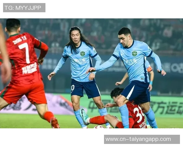 河南队凭李提香乌龙球领先浙江后防线三人染黄局势紧张